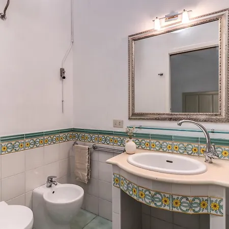 Apartment Lapuritate Via Cariddi *